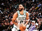 开云体育APP下载-福建队轻取国王，塔图姆统治全场