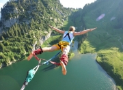 开云体育下载-阿圭罗一剑封喉，塞维利亚金字塔顶的制霸宣言