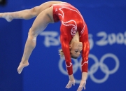 开云体育官方网站-贝恩单节爆发狂轰21分，步行者第三节一波流击溃开拓者