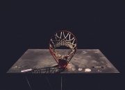 开云体育在线-东决关键战之夜，库尔图瓦打出生涯之夜