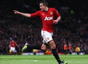 开云下载-赛道与绿茵场的双重奏，黄喜灿如何以F1式统治力轻取南非