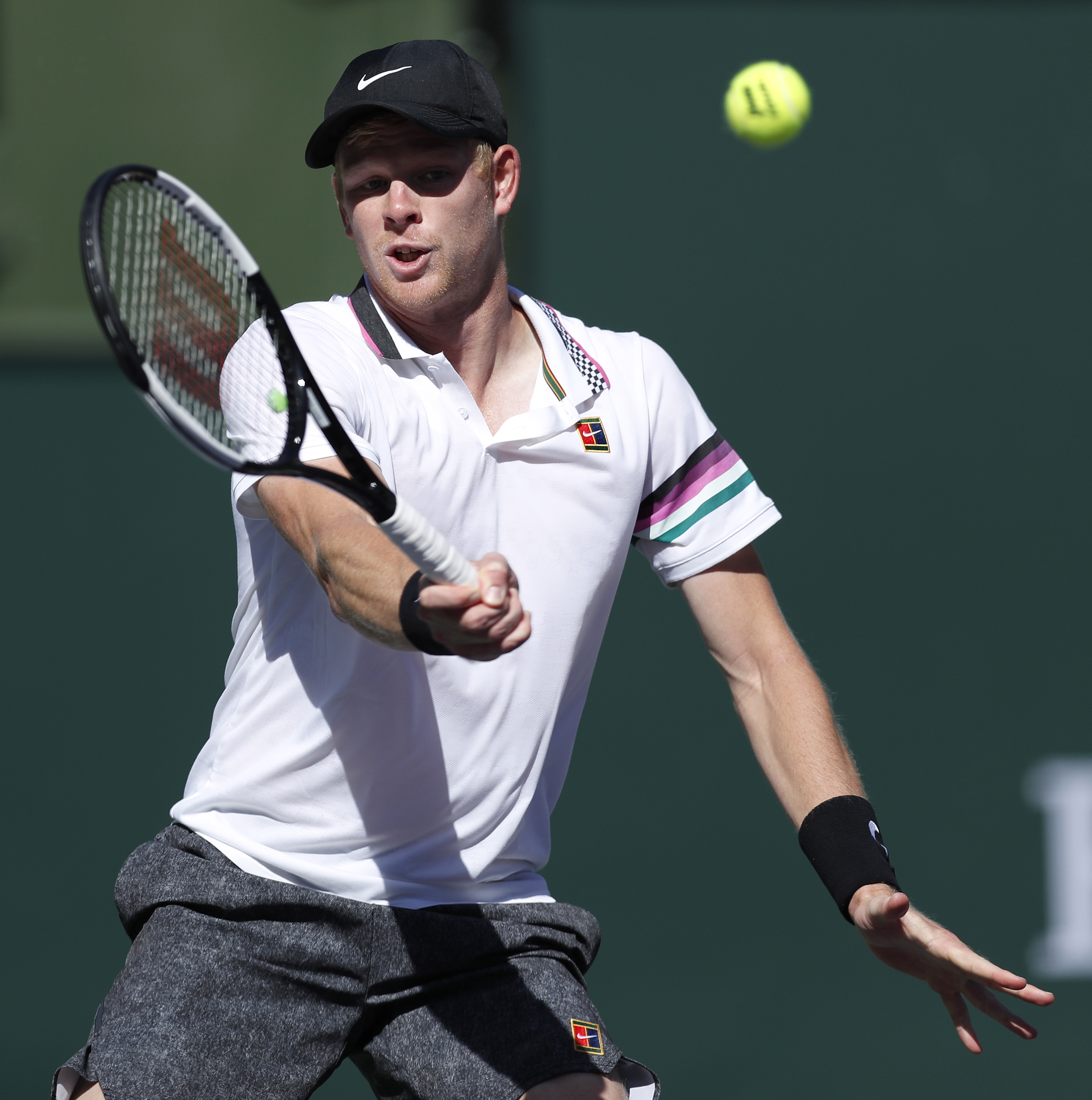 英国网球队绝杀意大利网球队，费德勒完成帽子戏法的简单介绍