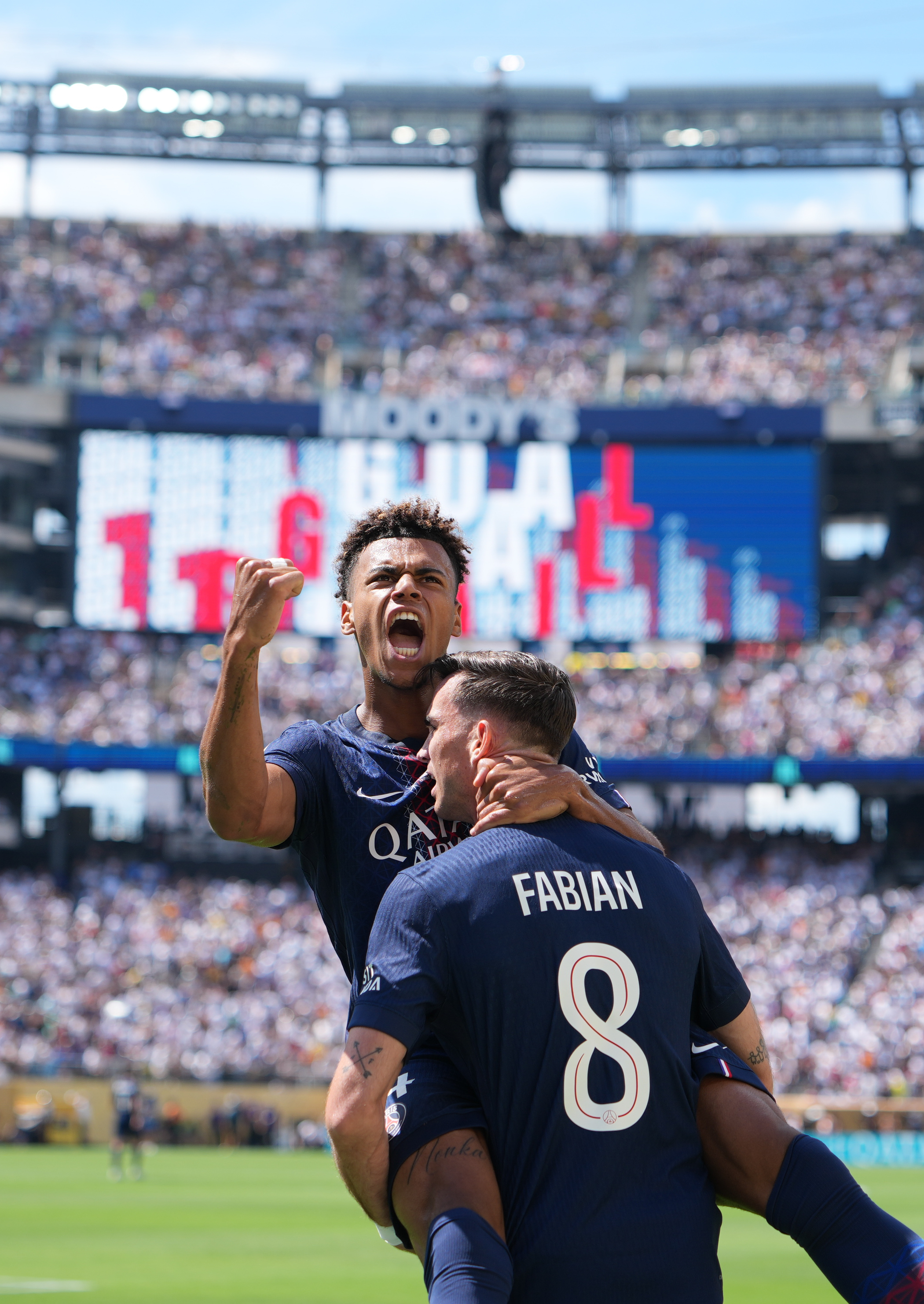 关于世俱杯前瞻：曼联与对手交锋看点的信息