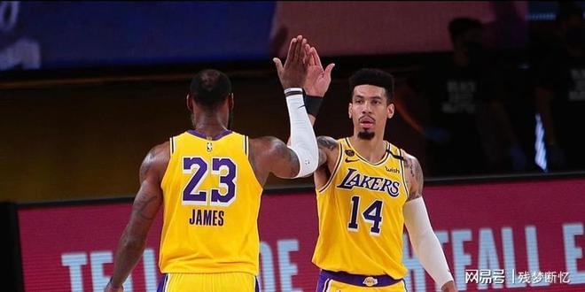 关于灰熊强势土耳其男篮，丹尼·格林绝境逆转的信息