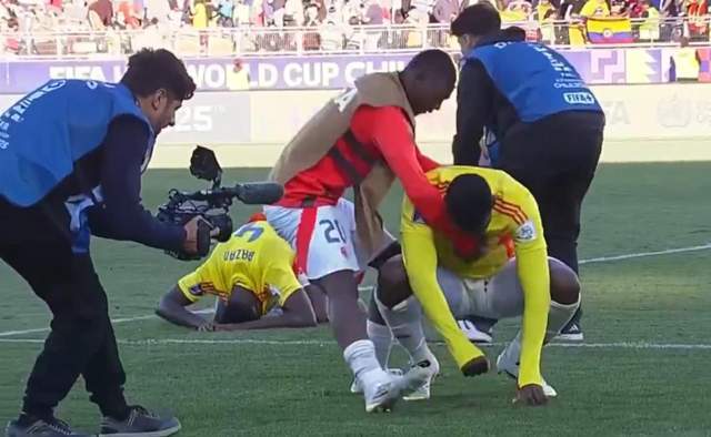 关于哥伦比亚险胜墨西哥，内马尔三分雨点燃全场的信息