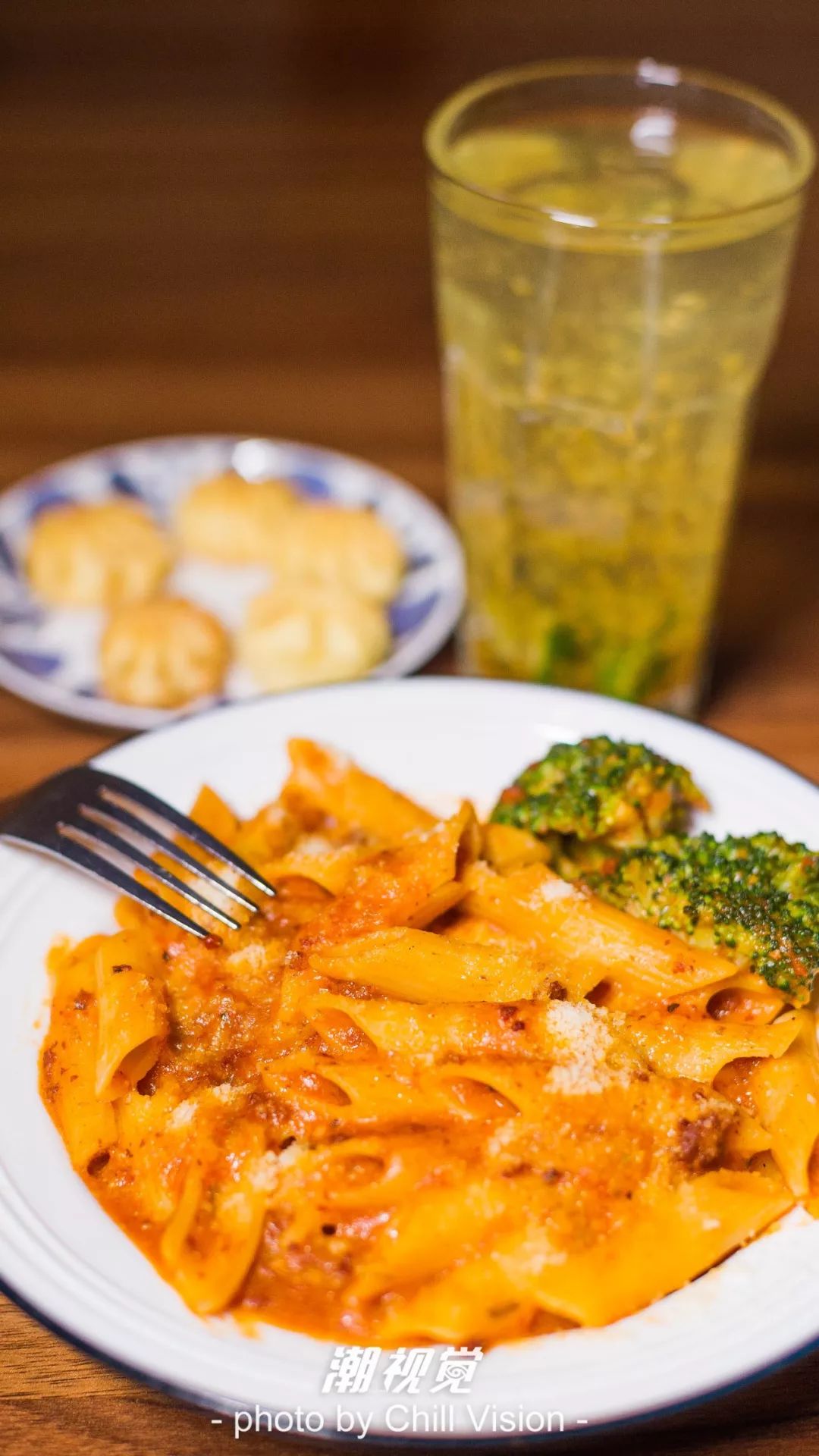 包含汉堡大胜反弹，后防充满自信的词条