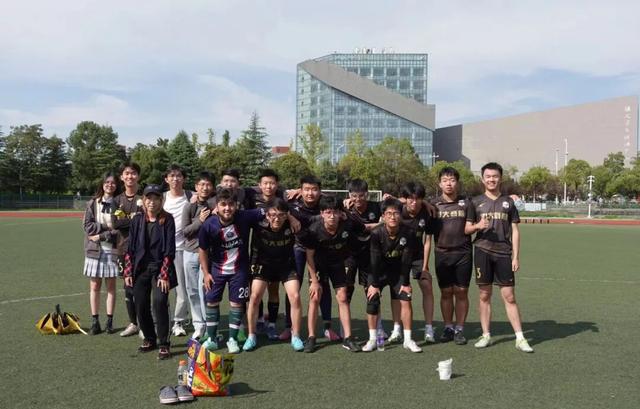 关于比赛中将上演激烈较量，双方实力对比几何的信息