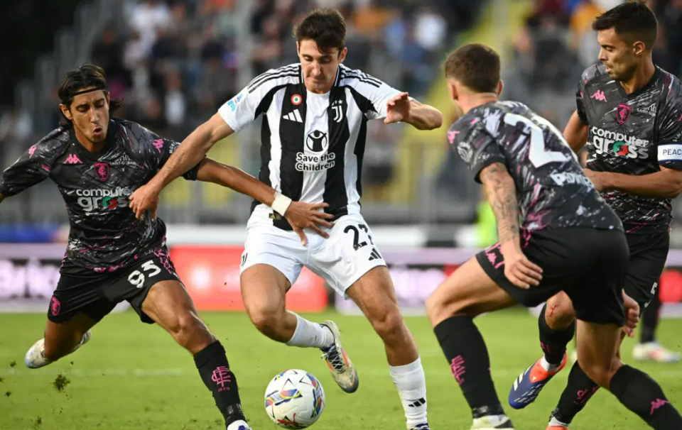 AC米兰门将连续扑救,成为球队定海神针的简单介绍 AC米兰门将连续扑救,成为球队定海神针的简单介绍