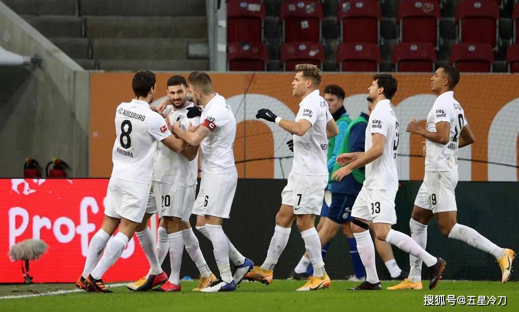 第纳摩钢铁主场对阵沙尔克，争夺联赛积分的简单介绍