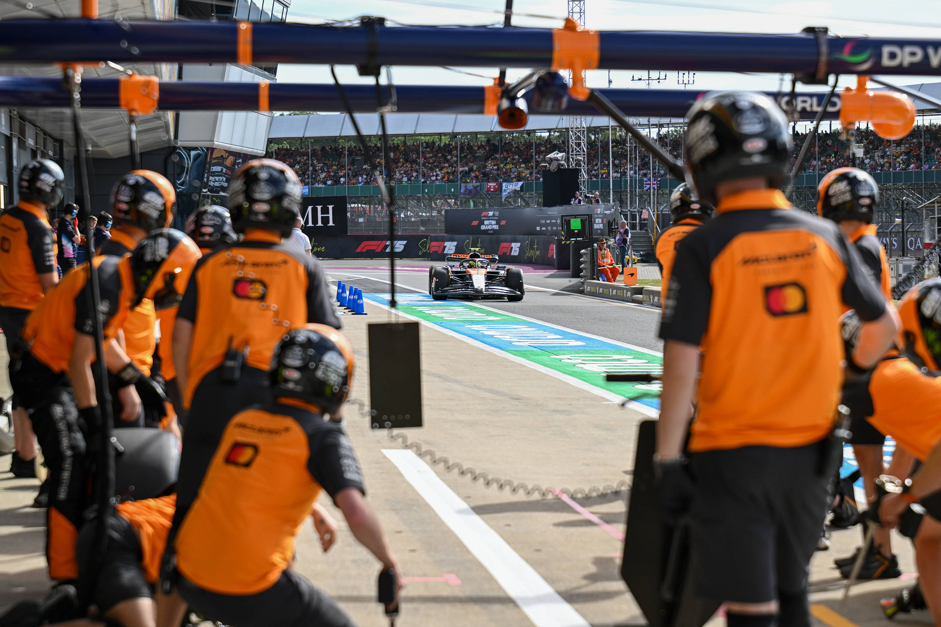 红牛二队碾压红牛车队,勒克莱尔统治全场的简单介绍 红牛二队碾压红牛车队,勒克莱尔统治全场的简单介绍