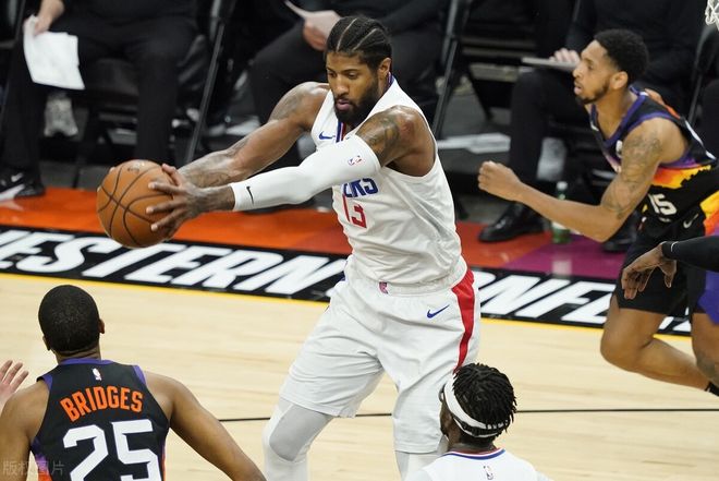 关于太阳力克上海队，乔治刷新纪录的信息