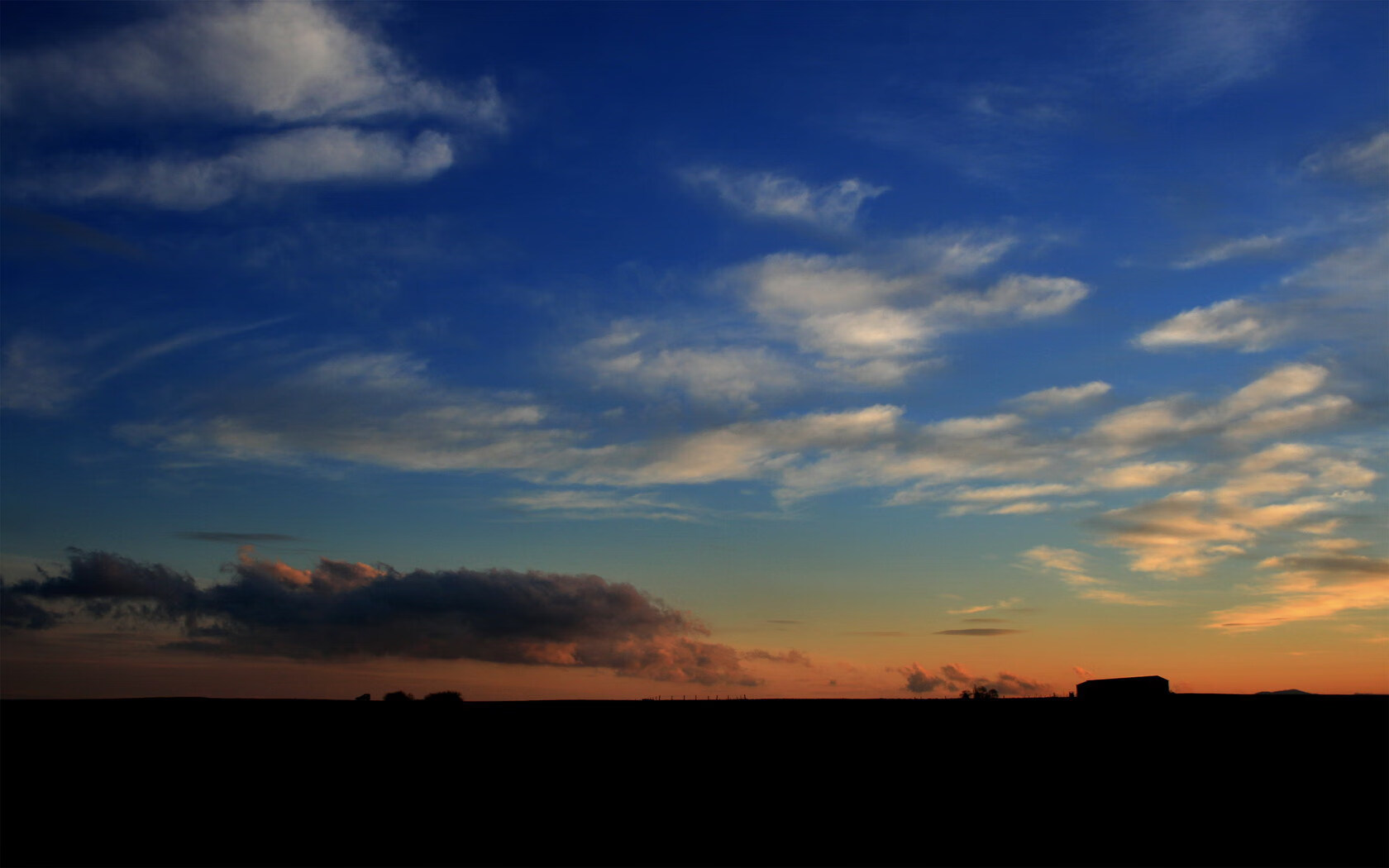 南美风暴席卷北非,苏亚雷斯一锤定音,巴拉圭碾压突尼斯展现战术统治力
