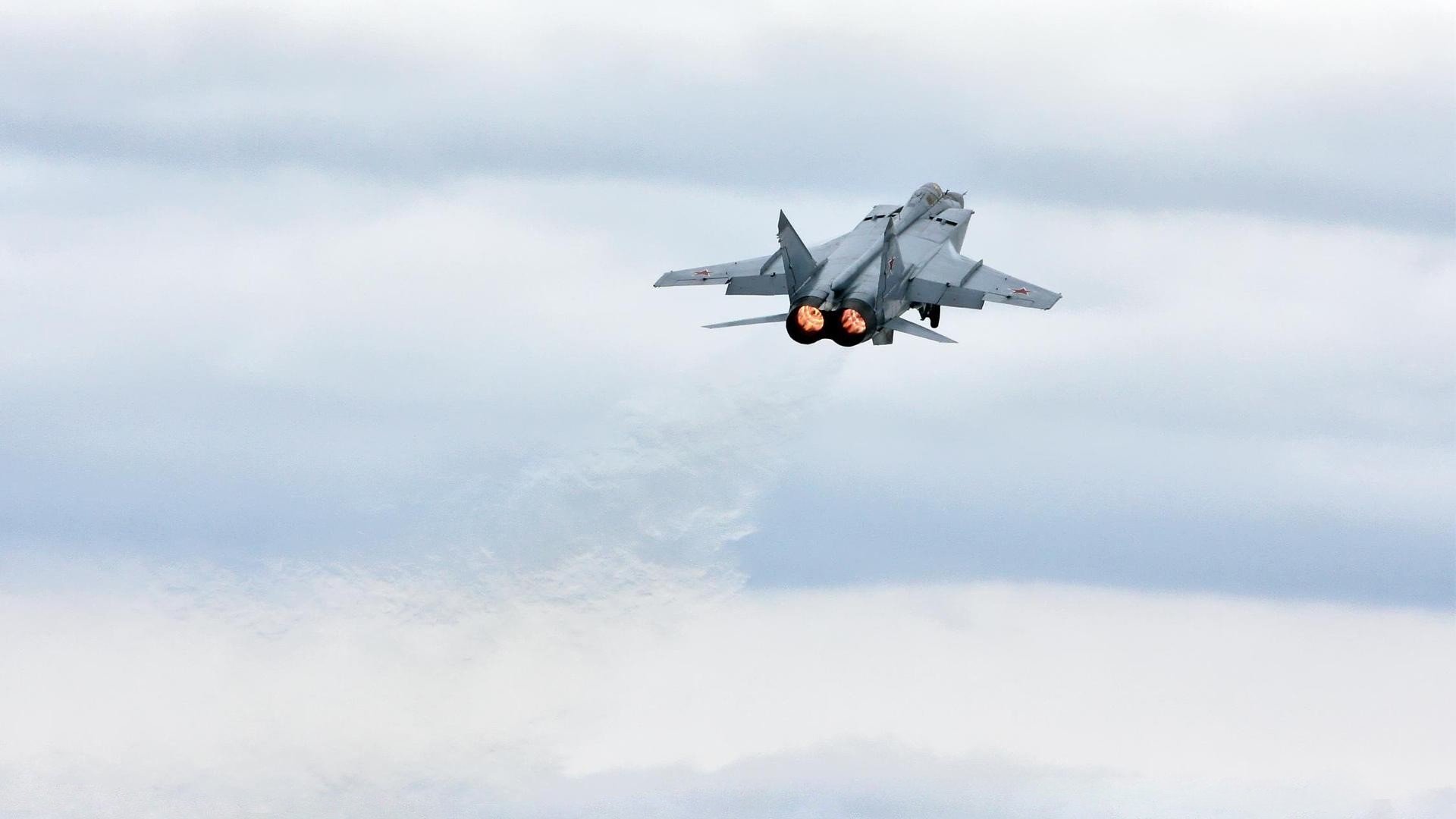 魔术客场擒深圳，拉文末节封神定乾坤