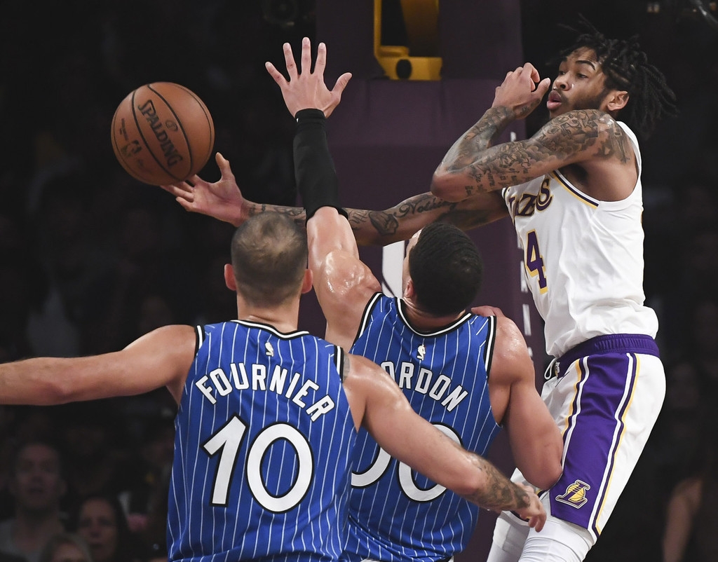 哈克斯意外失利,创造连胜纪录终止 哈克斯意外失利,创造连胜纪录终止