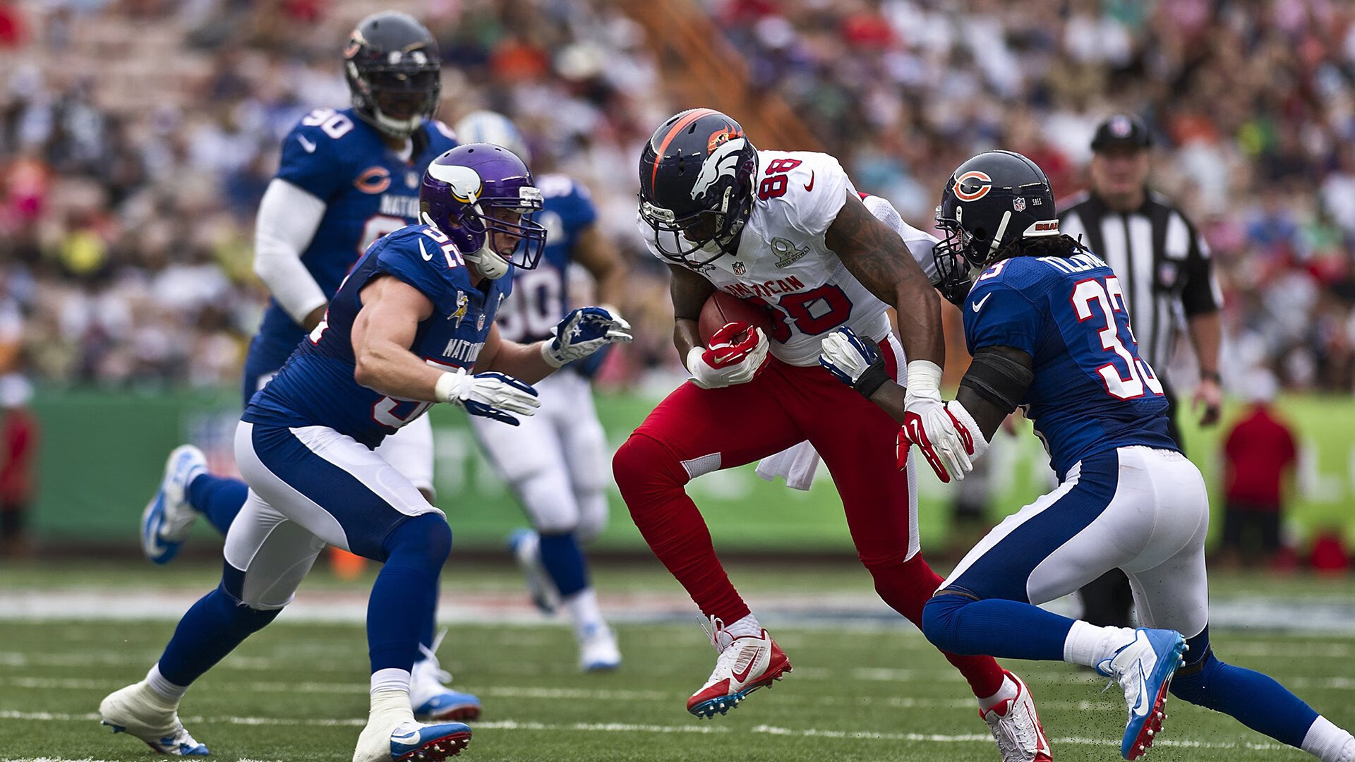 意甲焦点战之夜，莱万完成自我救赎，一记头球唤醒沉睡的王者